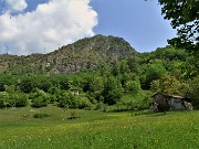 66 Bella vista sul versante sud-occidentale del Pizzo di Spino